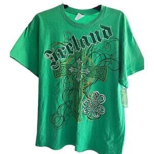 D8 Irish Celtic Cross St. Patrick’s Day Green tee t shirt size L NWT